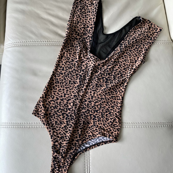 Ladies body suit - Picture 4 of 5